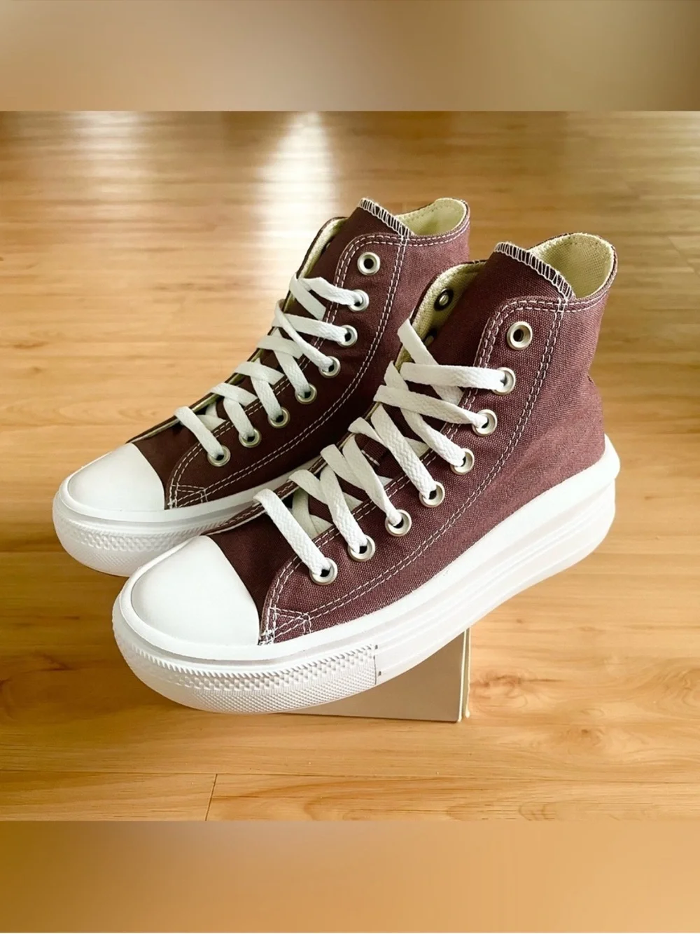 Converse brand new